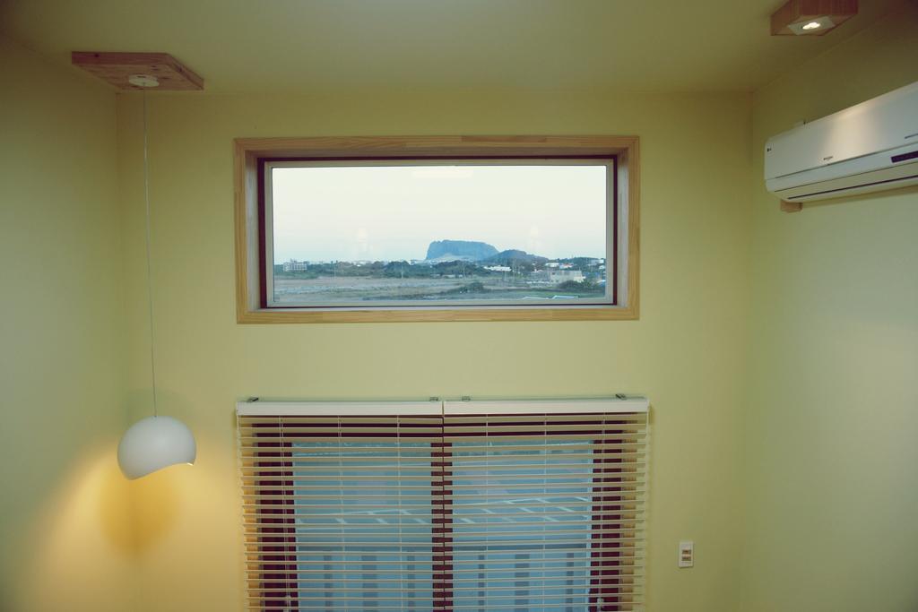 Clover B&B Seogwipo Ngoại thất bức ảnh